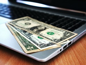 Cómo acertar eligiendo un portátil con Windows por menos de 300 euros